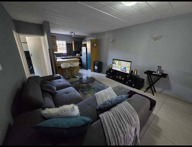 2 BEDROOM PROPERTY TO RENT IN MEYERSDAL